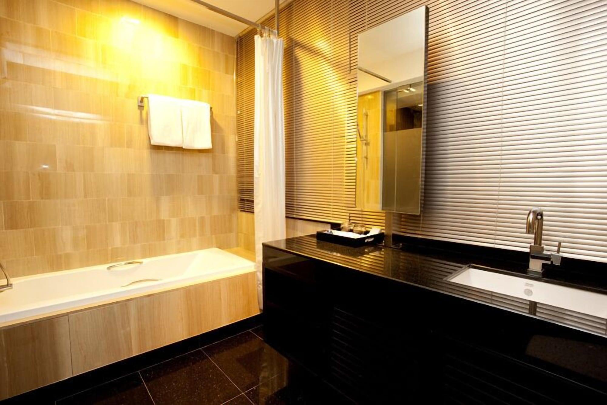 Hotel Pietra Bangkok Exterior foto