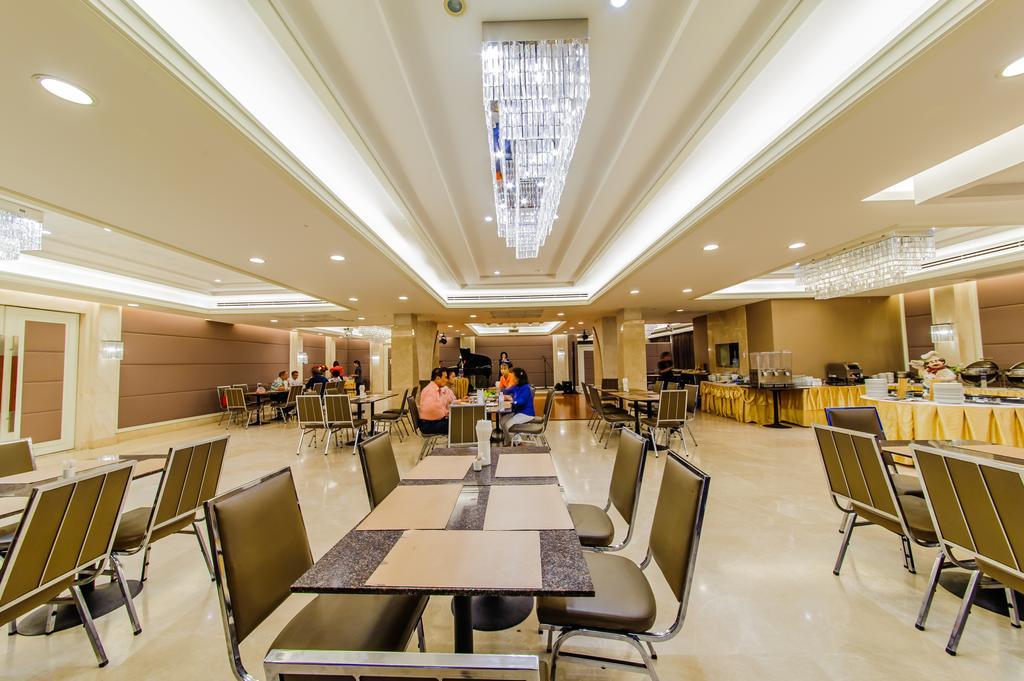 Hotel Pietra Bangkok Exterior foto