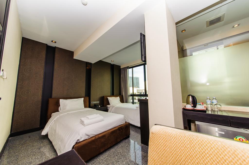 Hotel Pietra Bangkok Exterior foto